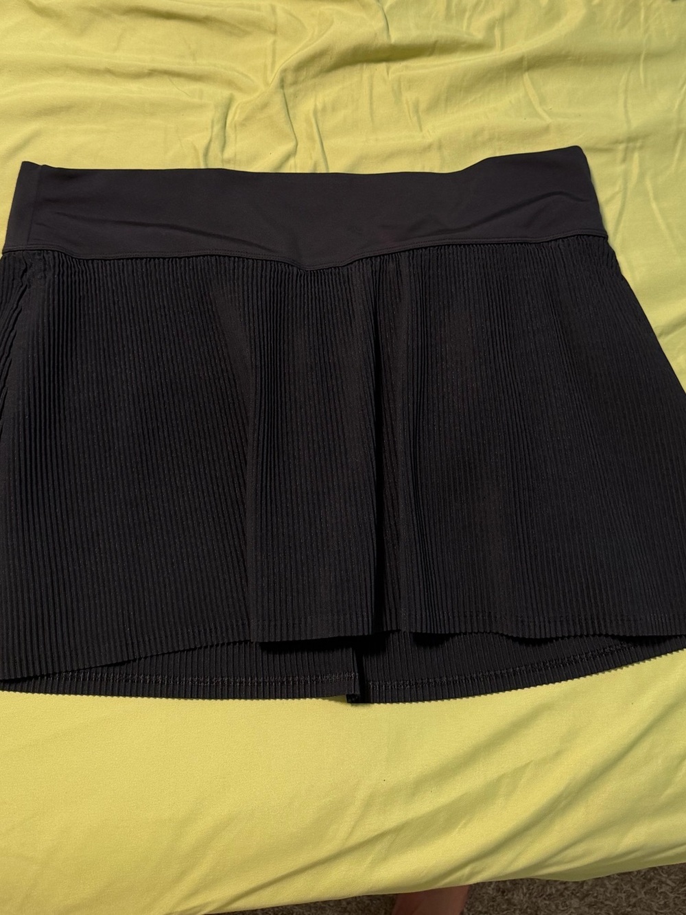 Pleated black skort